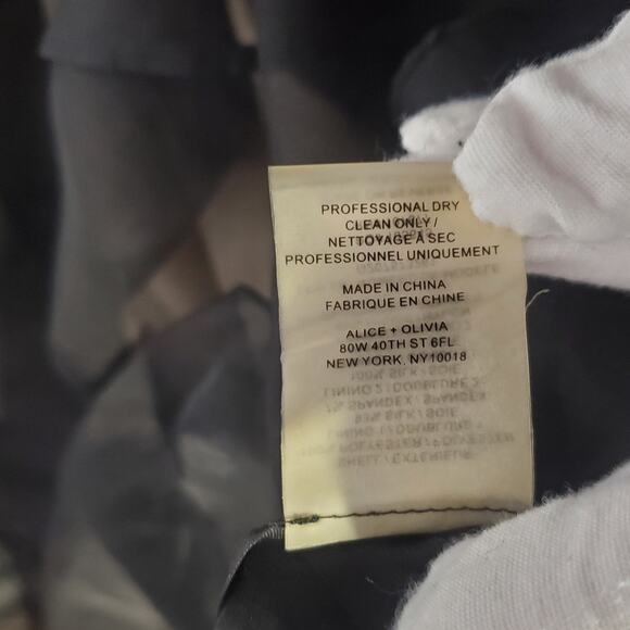 Alice + Olivia Jae Lace Open Back Maxi Dress Gown Black Mermaid Cocktail Size 8 - Picture 16 of 16